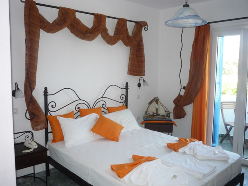 Anezina Hotel Adámasz Kültér fotó